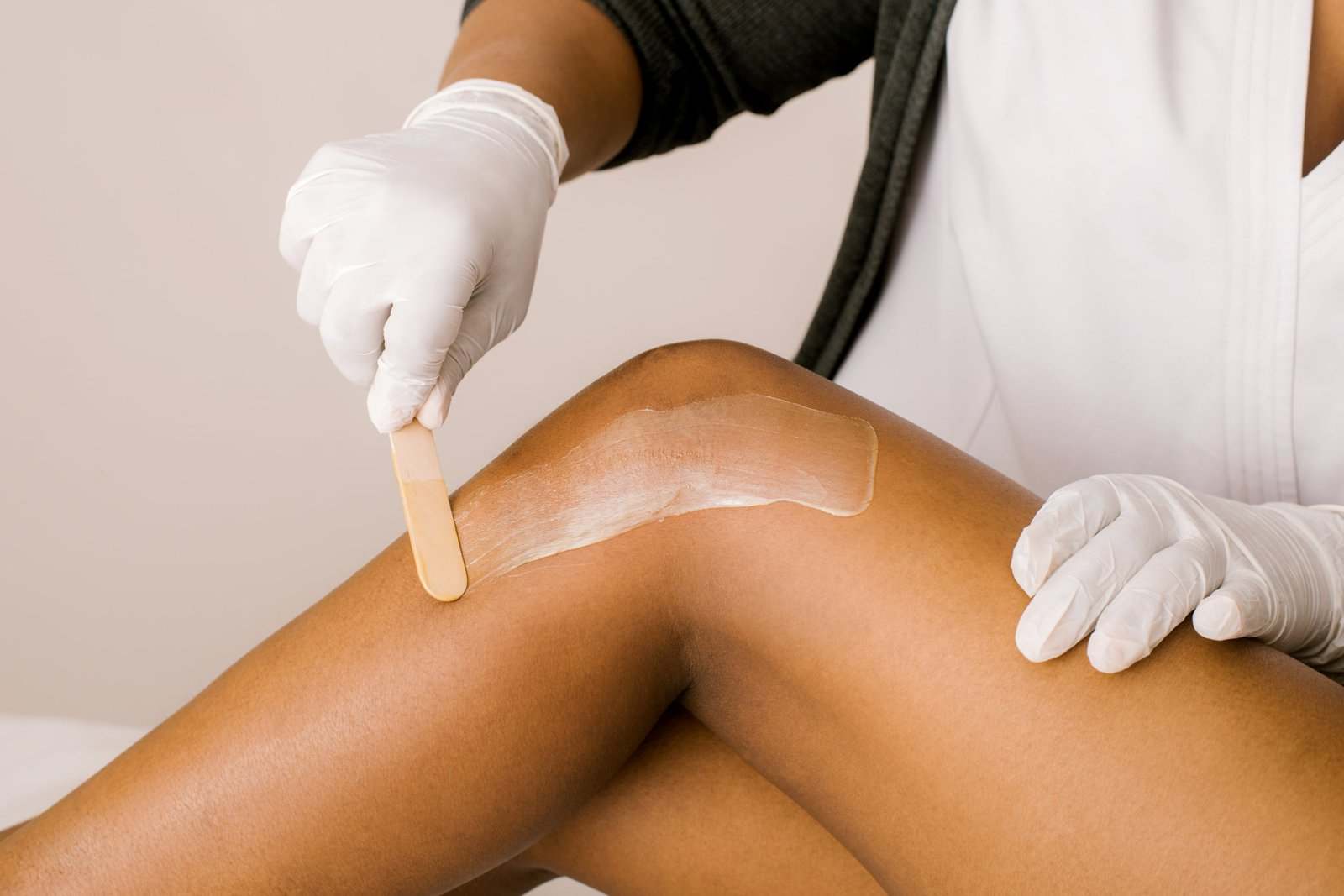 Champagne Shimmer Strip Wax Tin