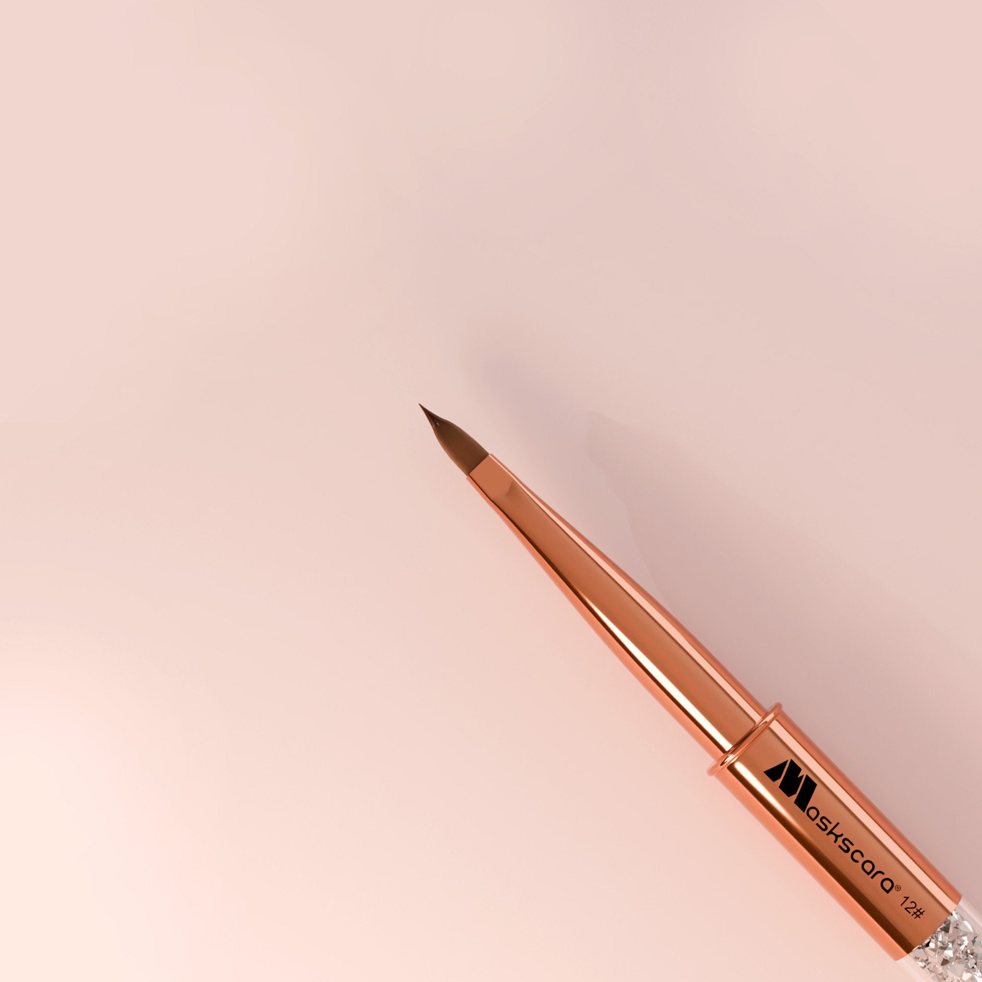 <img scr = “Maskscara Rose Gold 3D Art Brush.jpg” alt = “Rose Gold 3D nail art brush by the brand Maskscara”>