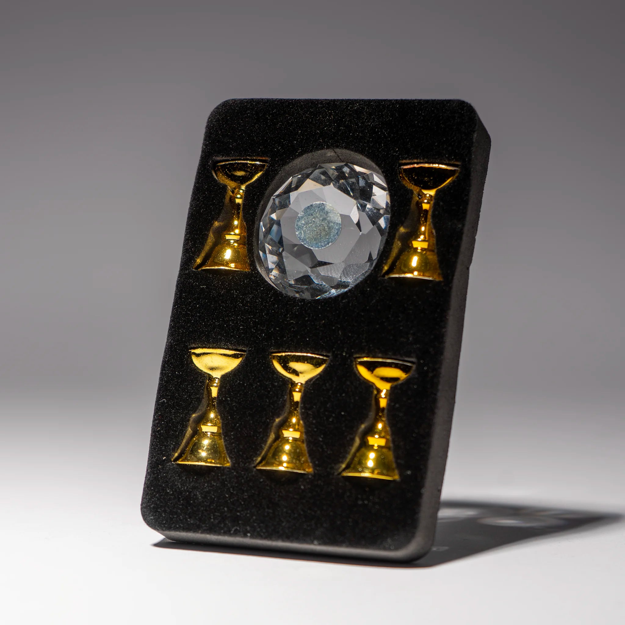Crystal Tip Display - 4 Clear